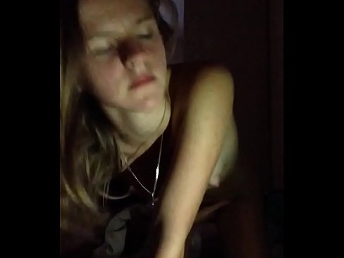 ❤️ Stúlka sjálfsfróar sér og kúrir ❤ Heimabakað klám á is.sexeey.ru ❤